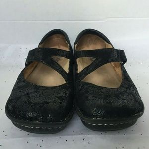 Alegria Black Paisley Embossed Mary Jane Platform Shoe - Size 41 US 9.5 - 10